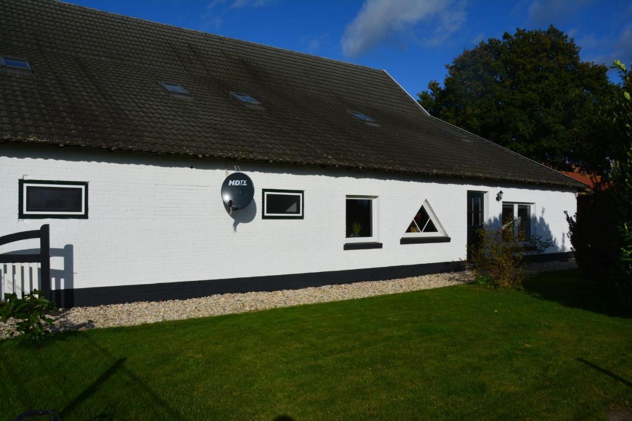 Ferienwohnung Grafenland Dersum Buitenkant foto
